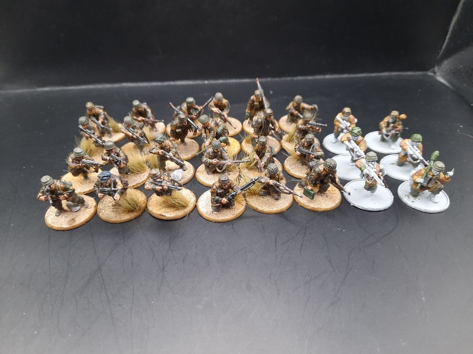 Bolt Action German Army Fallschirmjager pomalowane
