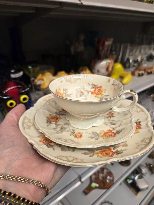 Porcelanowe stare Trio retro dekoracja kwiatowe wzory 1550