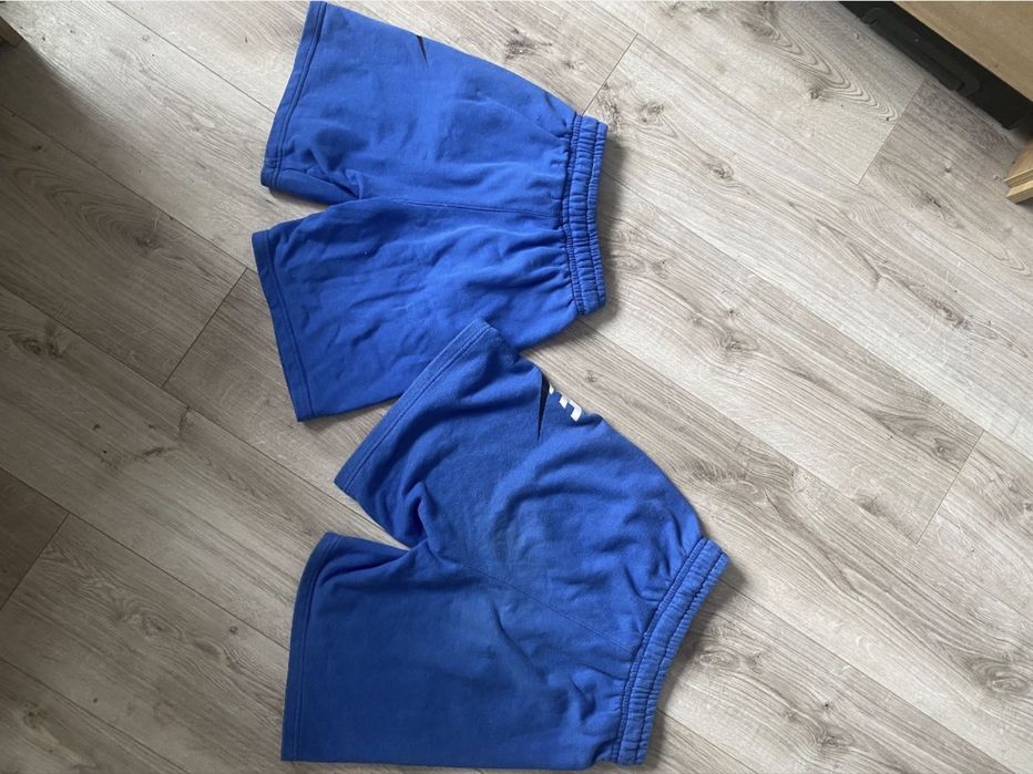 Спортивні шорти Nike