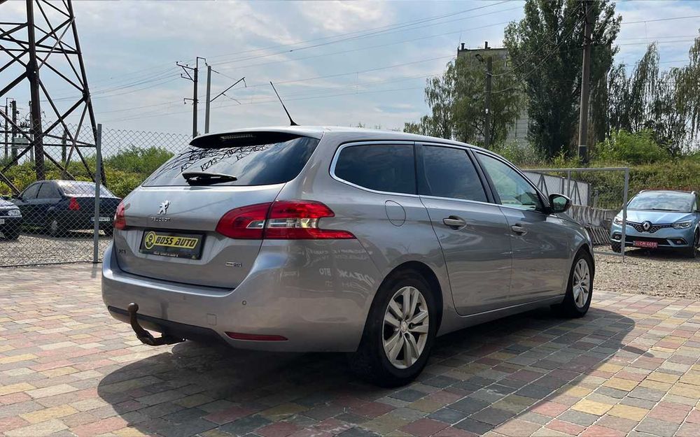 Peugeot 308 2015