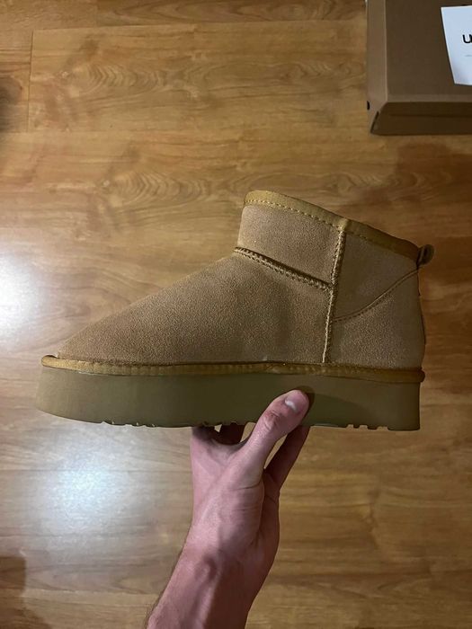 UGG platform boot
