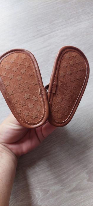 Niechodki sandałki skórzane Next 3-6 miesięcy