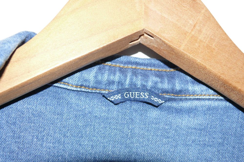 Casaco de ganga Guess corte regular