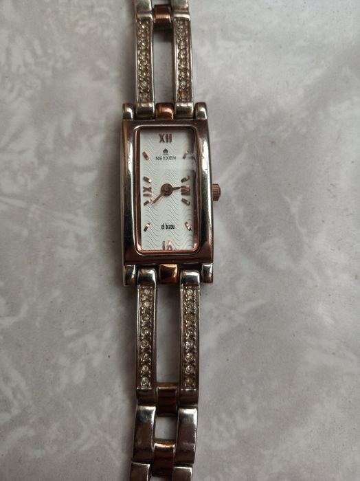 Продам женские часы Nexxen