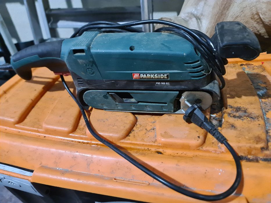 Lixadeira de cinta PARKSIDE PBS 900 B2