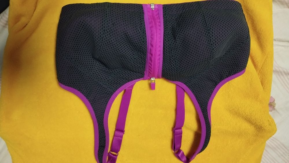 Спортивный топ 80 Е