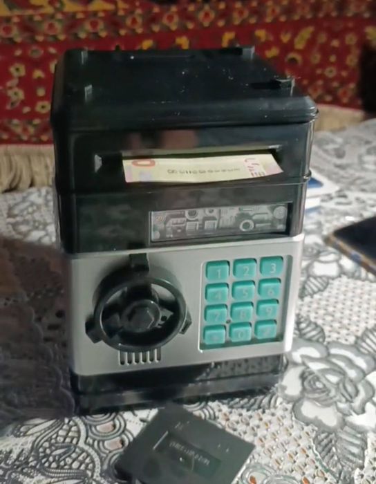 Продам скарбничку