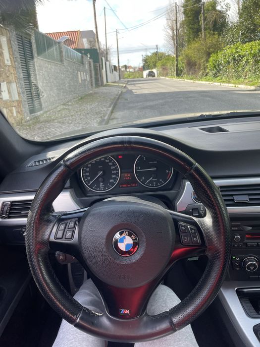 Bmw 320d coupe Pack M — photo 4