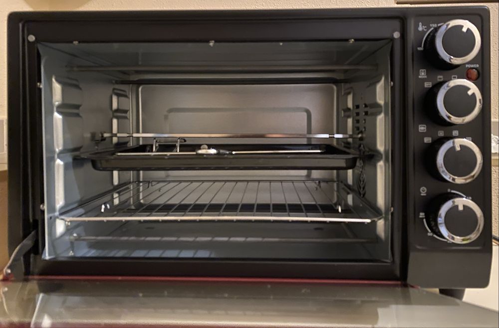 Електрична піч Grunhelm GN351ARC - 35л, 1800 Вт, конвекція, гриль