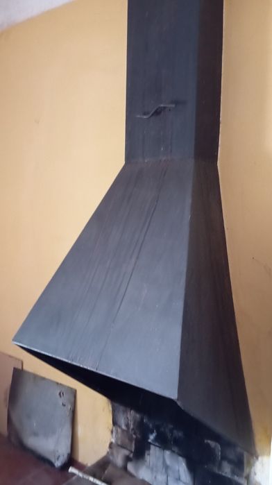 Fogão de sala em metal estilo único