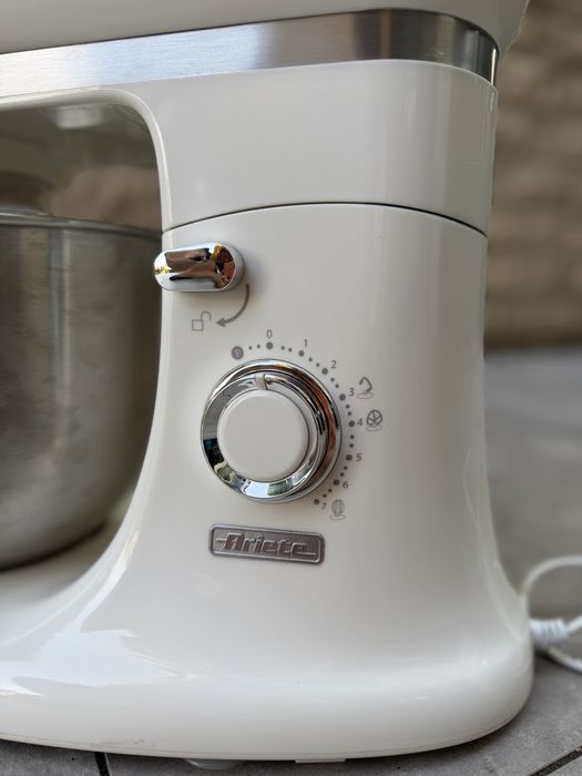 Robot kuchenny Ariette 1588