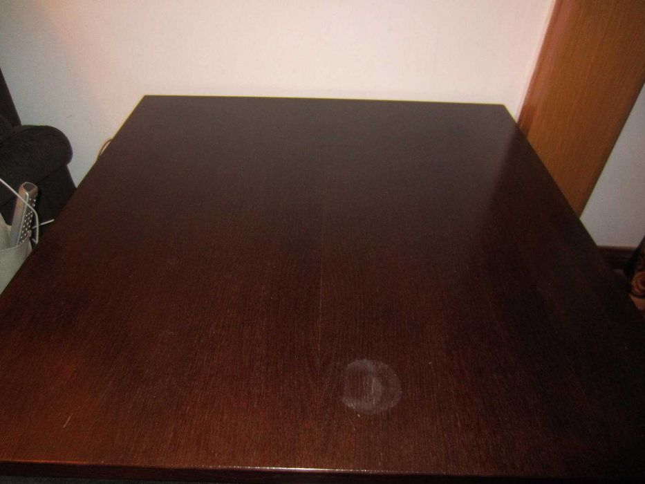 Mesa de apoio em madeira
