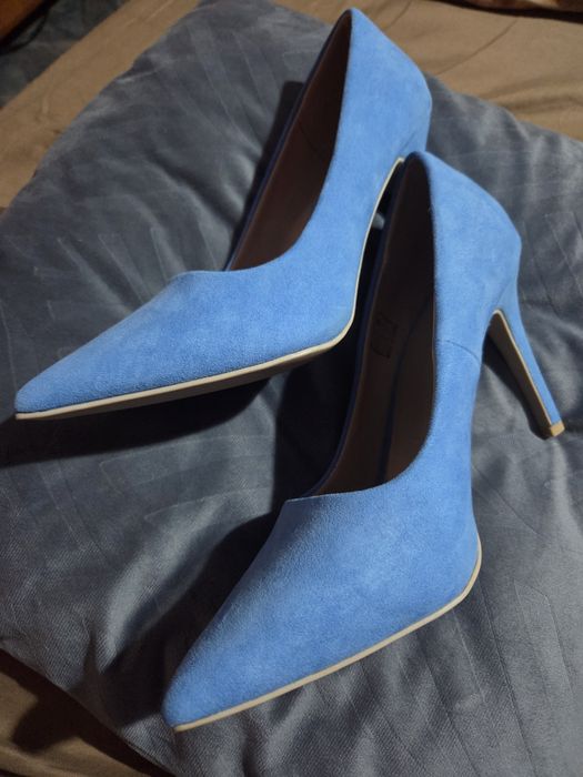 Anna Field jasnoniebieskie buty na obcasie czółenka, bez pudełka, 38