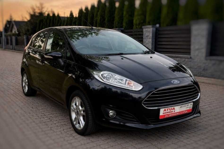 Ford fiesta  ,, TITANIUM '' 150- tyś super stan  gwarancja