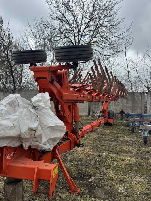 Плуг Кун (Kuhn) Мульті-Лідер (Multi-Lider XT) MLD8T