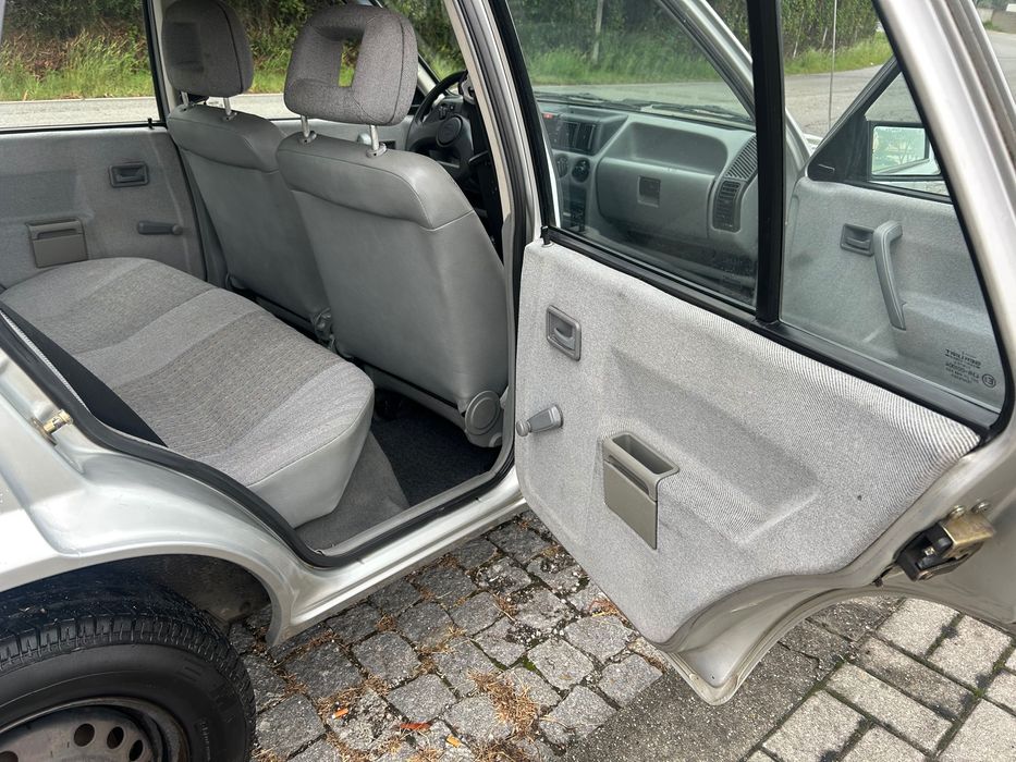 Opel Corsa Swing+ 1.2 i kat       MUITO BEM CONSERVADO