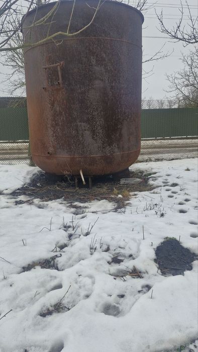 Продам бочку  металеву