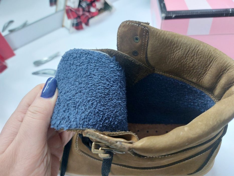 БОТИНКИ кожаные Осень- зима 
• В