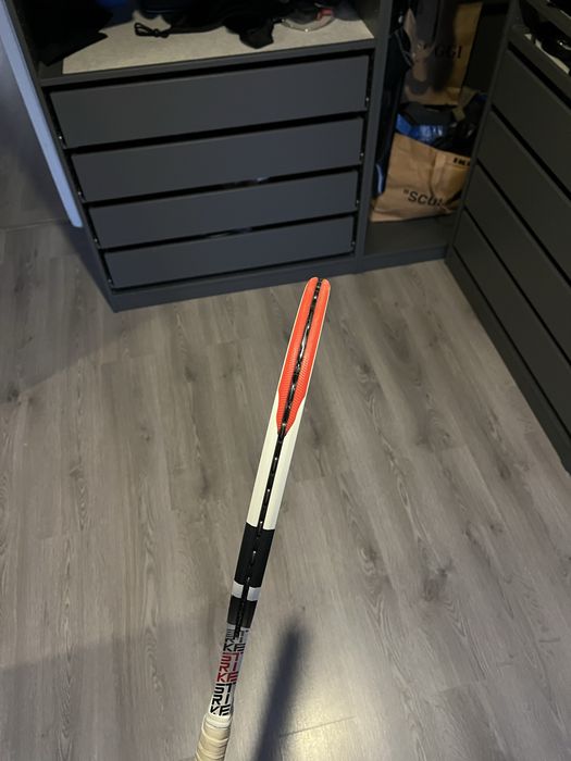 Babolat Pure Strike 100