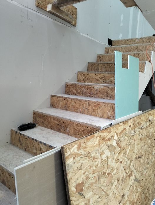 Escuta construções de escadas em aço leve