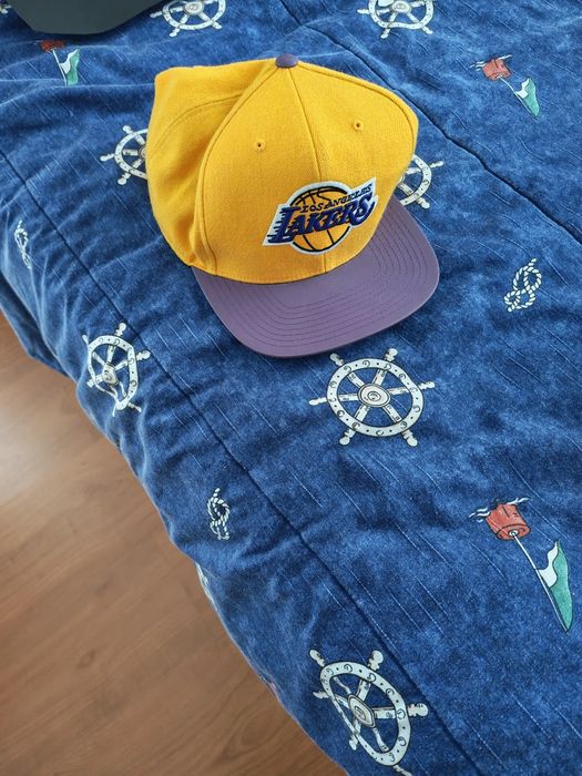 Boné Mitchell & Ness LA Lakers - Original - Tamanho Grande (62 cm)