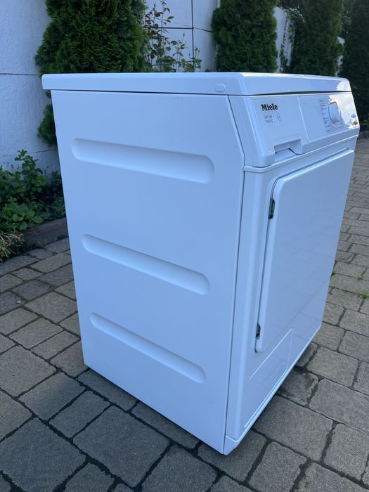Сушильна машина конденсаціного типу Miele T8400C відмінний стан + гарантія