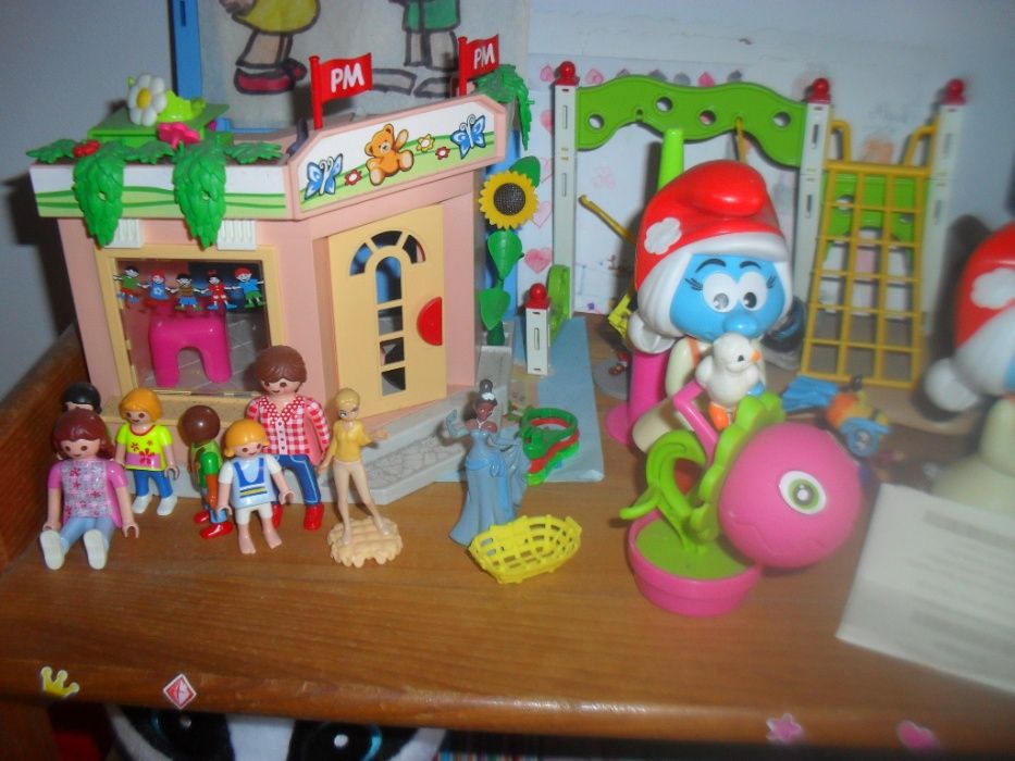 Diversos brinquedos