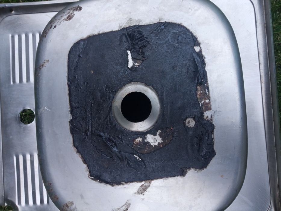 Продам кухонную мойку