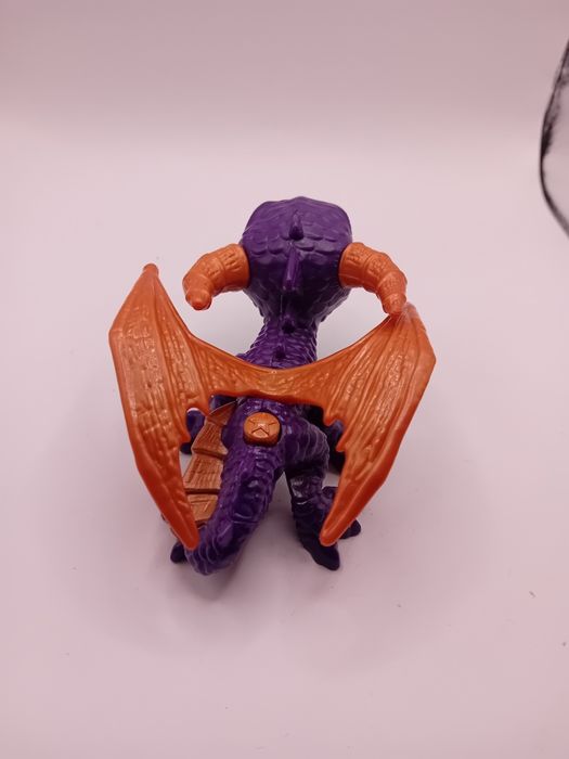 Figurka Spyro z gry Skylanders Giants