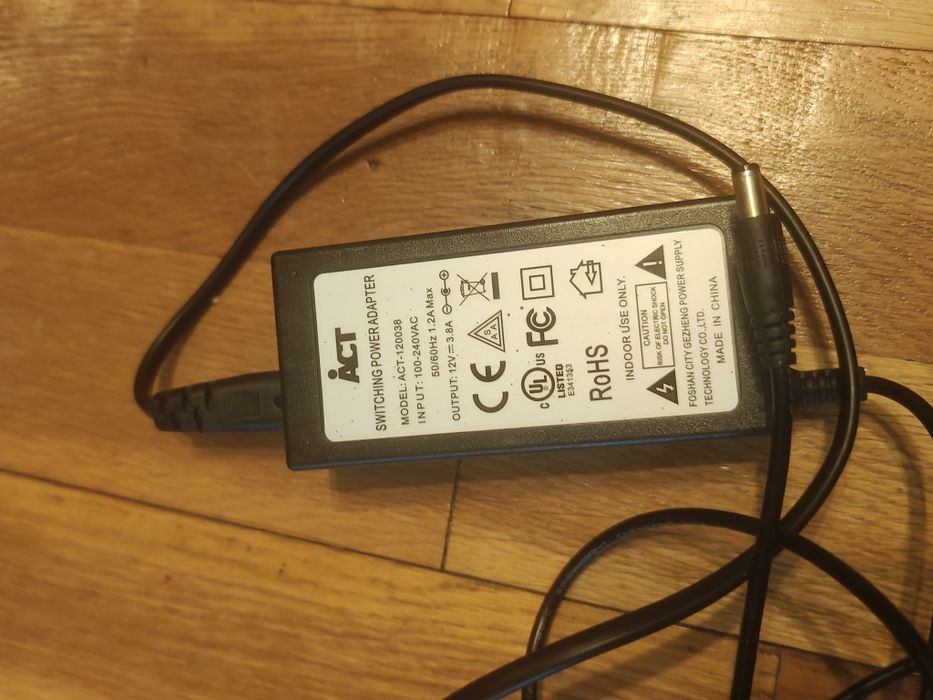 Zasilacz notebooka 3 szt,cena za jeden