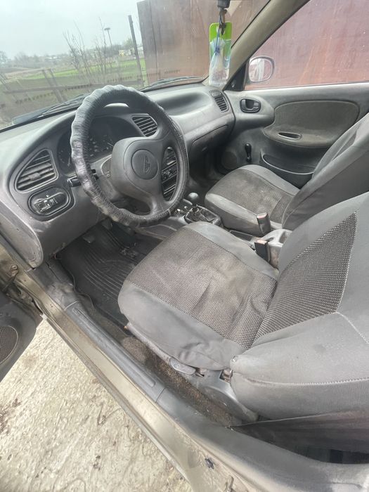 Део Сенс 1.3 бензин