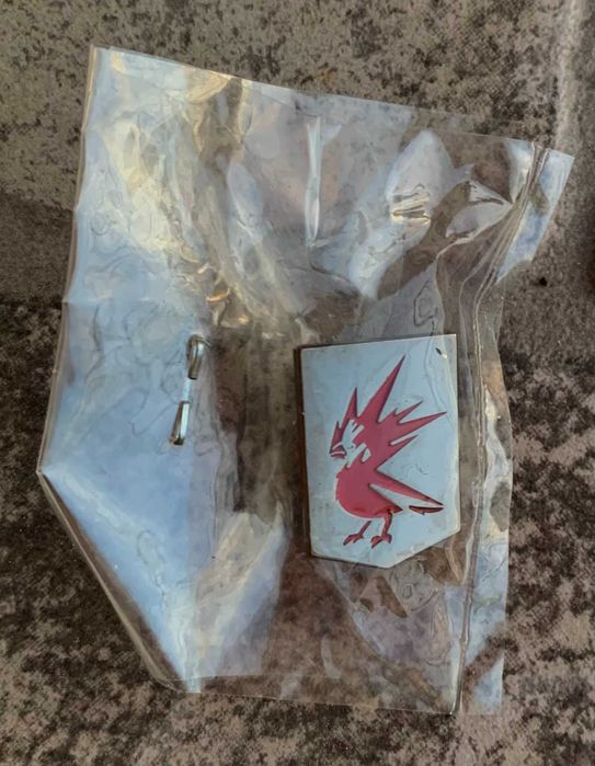 PRZYPINKA CD Projekt Red dla graczy Wiedźmina i Cyberpunk 2077