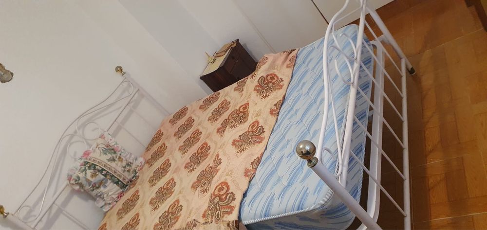 Cama de casal + colchão