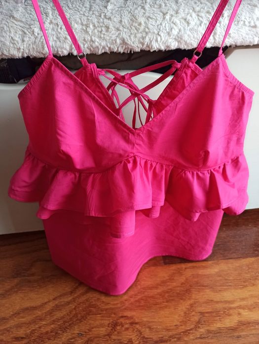 Top rosa fuscia com folhos S Stradivarius Novo