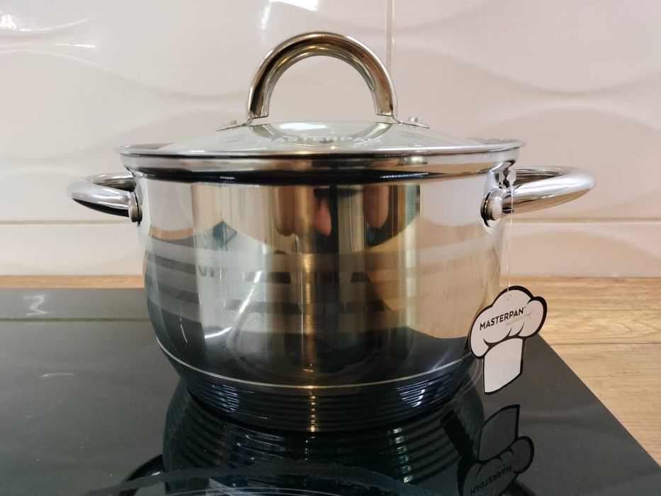 Garnek ciężkie dno porządny super jakość 1,5 litra nowy sprawny