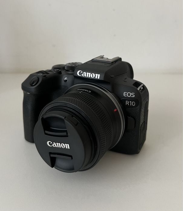Canon EOS R10 Kit RF-S 18-45mm IS STM Black