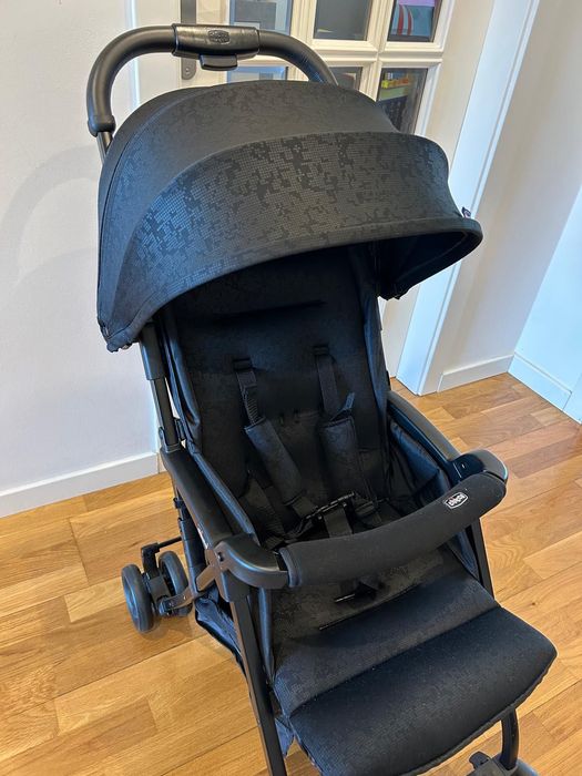 Carrinho de Bebé Chicco. Entregar so em Carnaxide.