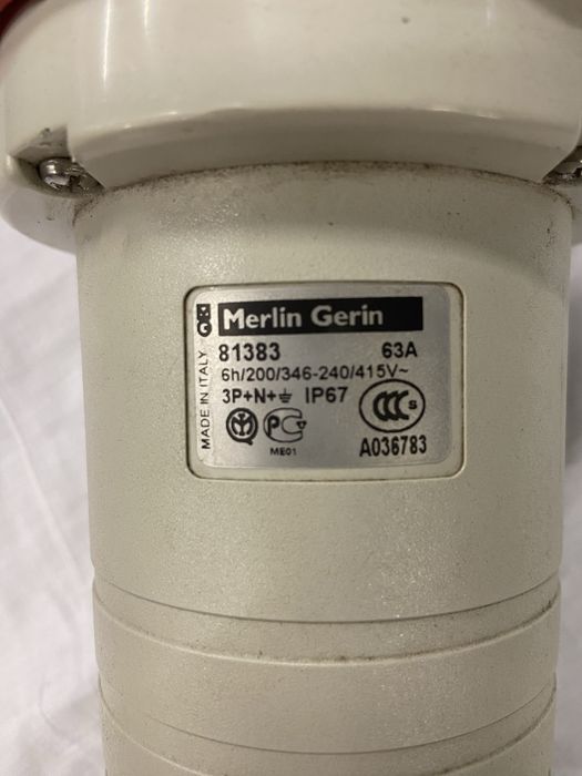 Cabo de Extensão Industrial Trifásico Tripolar 65m — Merlin Gerin 63A