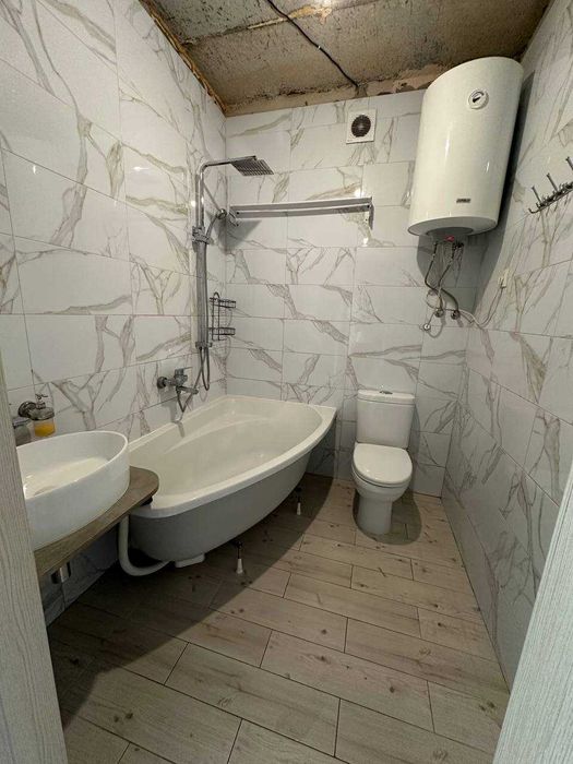 Продаж двокімнатної квартири з меблями та технікою «Київський Маєток»