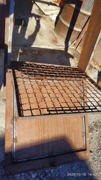 Продам ляду, кришку на погреб.