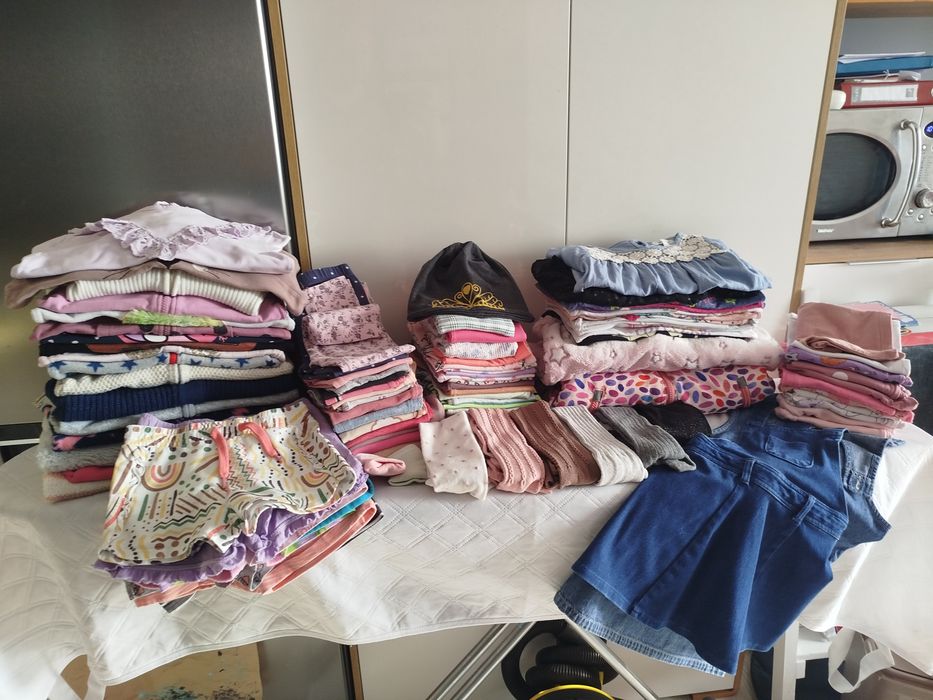 Zestaw ubrań dla dziewczynki 98 i 104