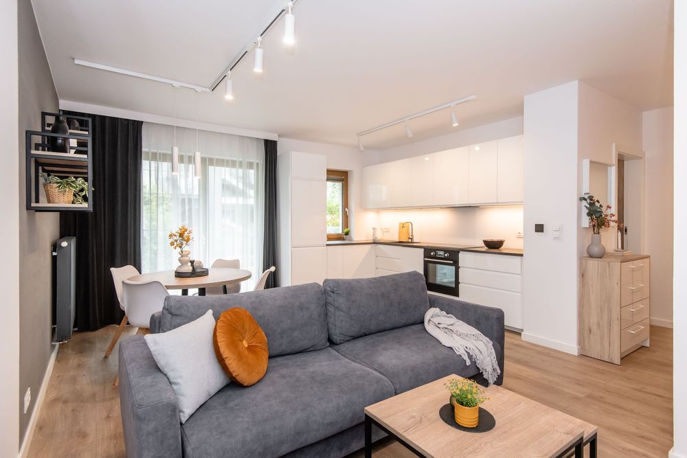 Nowoczesne 2 pokojowe – duży balkon, blisko Par Sołacki, bez prowizji