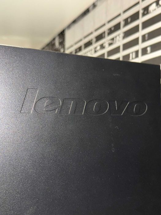 Komputer stacjonarny Lenovo 2TB HDD/4GB RAM