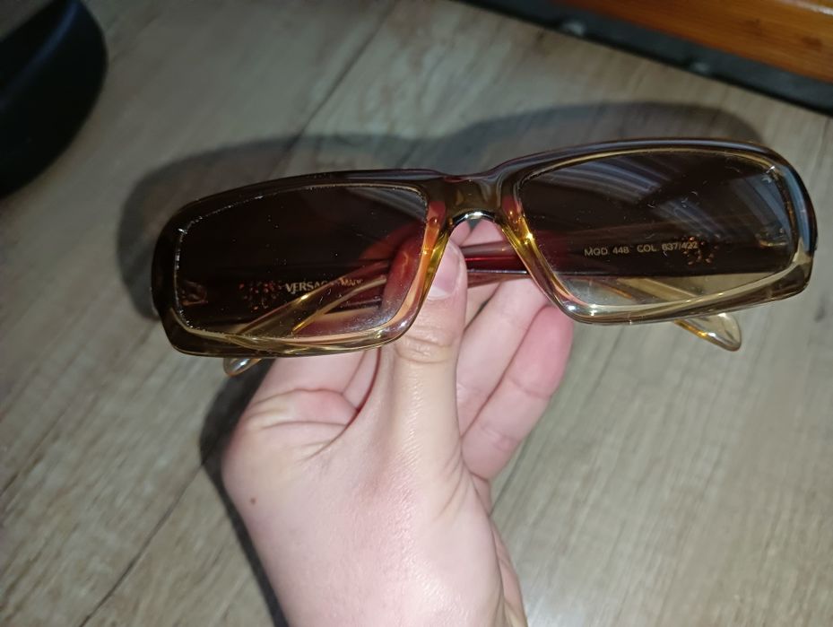 Вінтажні сонцезахисні окуляри Versace