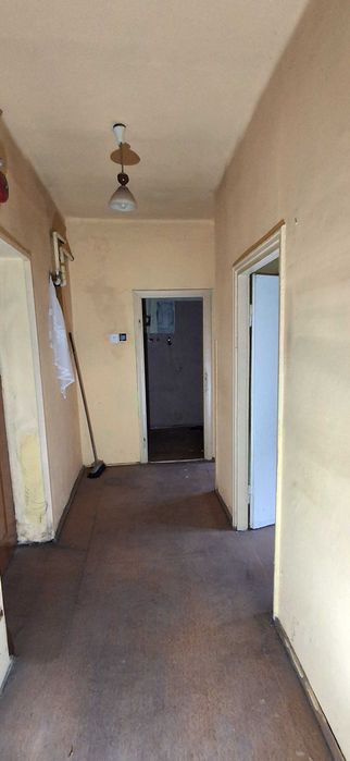 Sprzedam mieszkanie Pyskowice parter,dwa pokoje, 37,5m2 +2 piwnice