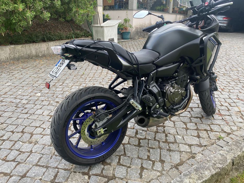 Moto YAMAHA tracer 7