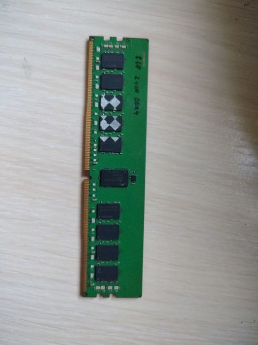 ddr4 2400 8gb - купити комп'ютери та комплектуючі - Ціна на OLX.ua