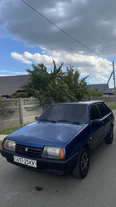 Продам ваз -2109