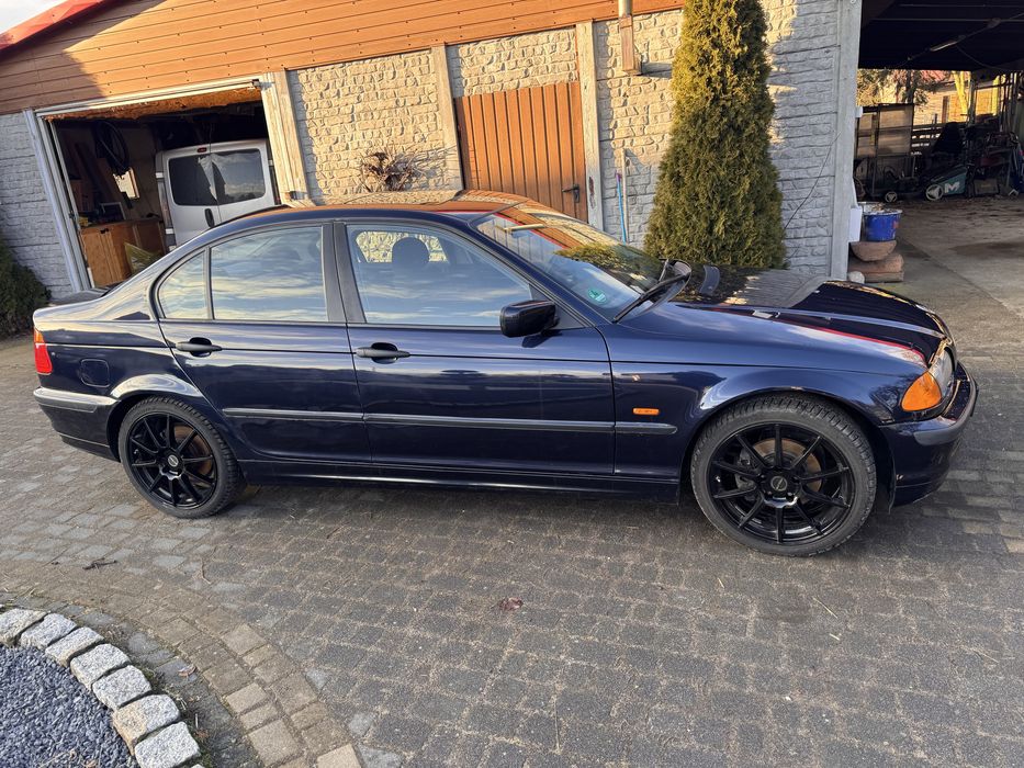 BMW 318i 1999r. – klasyka, której już się nie robi | 122 tys. km