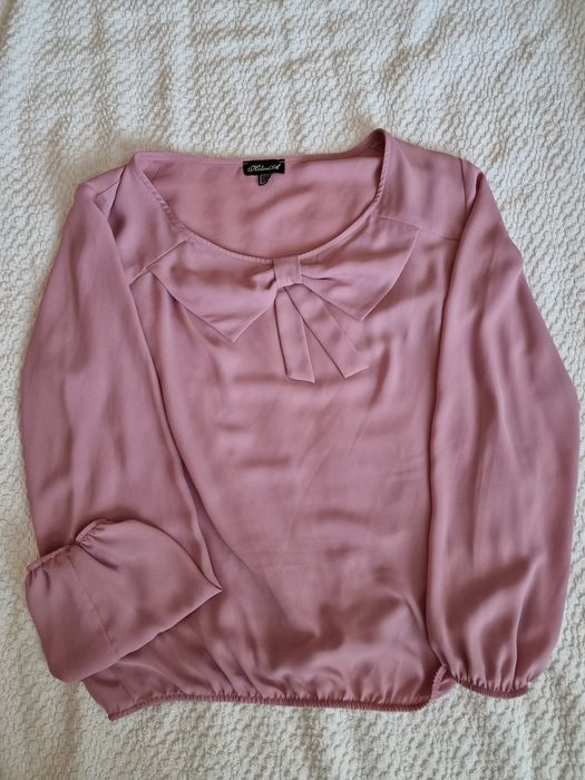 Жіноча бузкова блуза